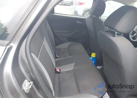 2013 Ford Focus Se из США, поврежденный, VIN 1FADP3F22DL376359